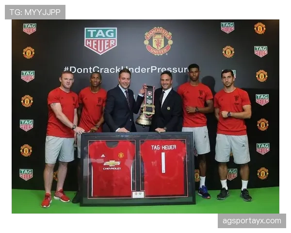 英超休斯：新赛季战术革新引关注，球队竞争力显著提升