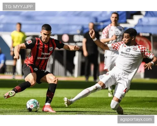 科曼灵巧射门再显威力，帮助球队取得近期表现稳健的关键胜利