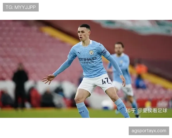 福登近期与球迷互动方式展现亲和力，场外交流持续提升