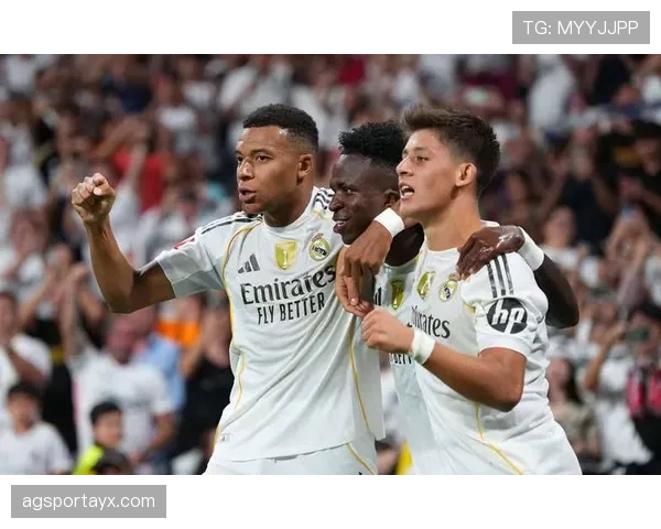 皇马战术调整后攻防效率提升，近期表现稳健